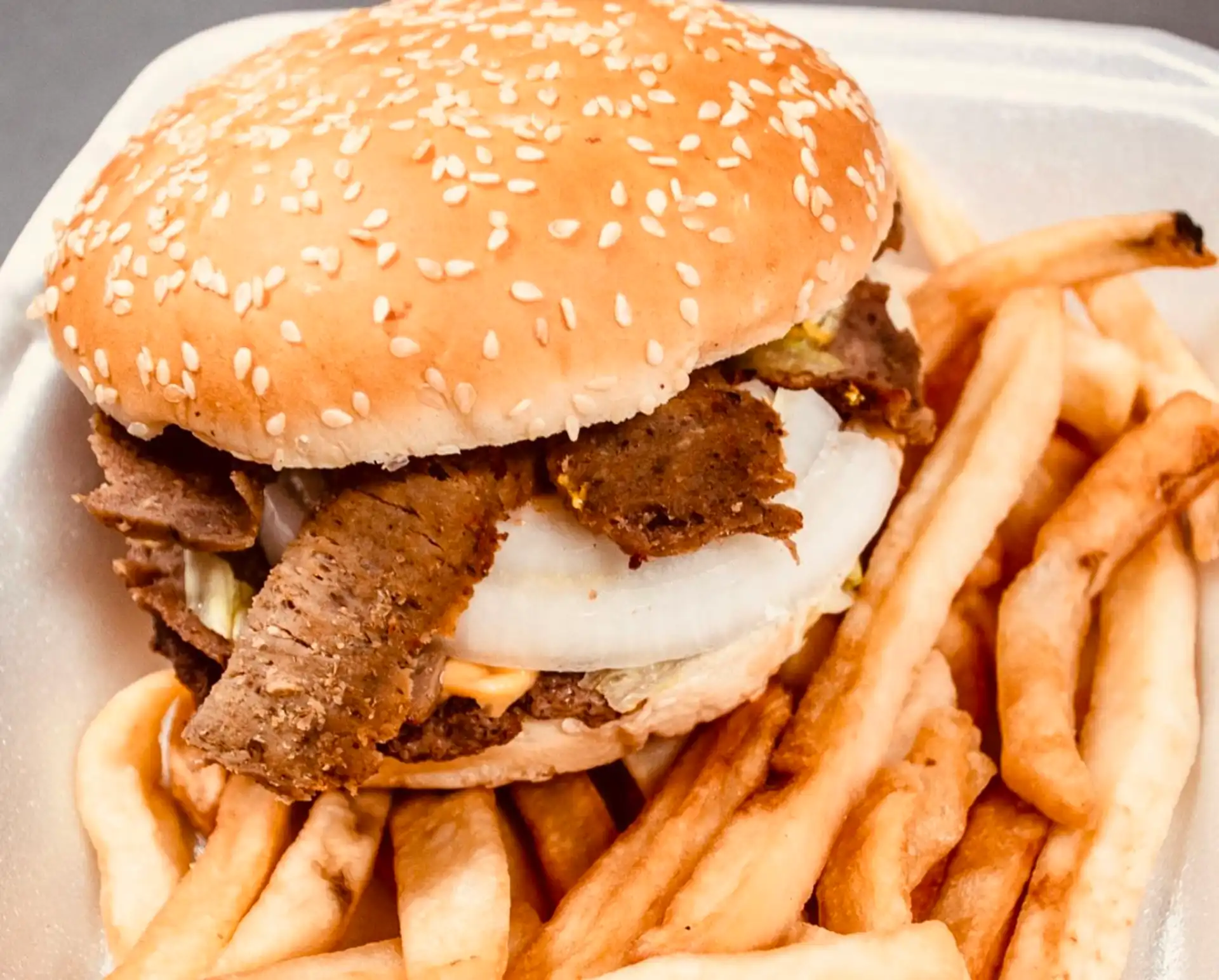 Gyro Cheeseburger